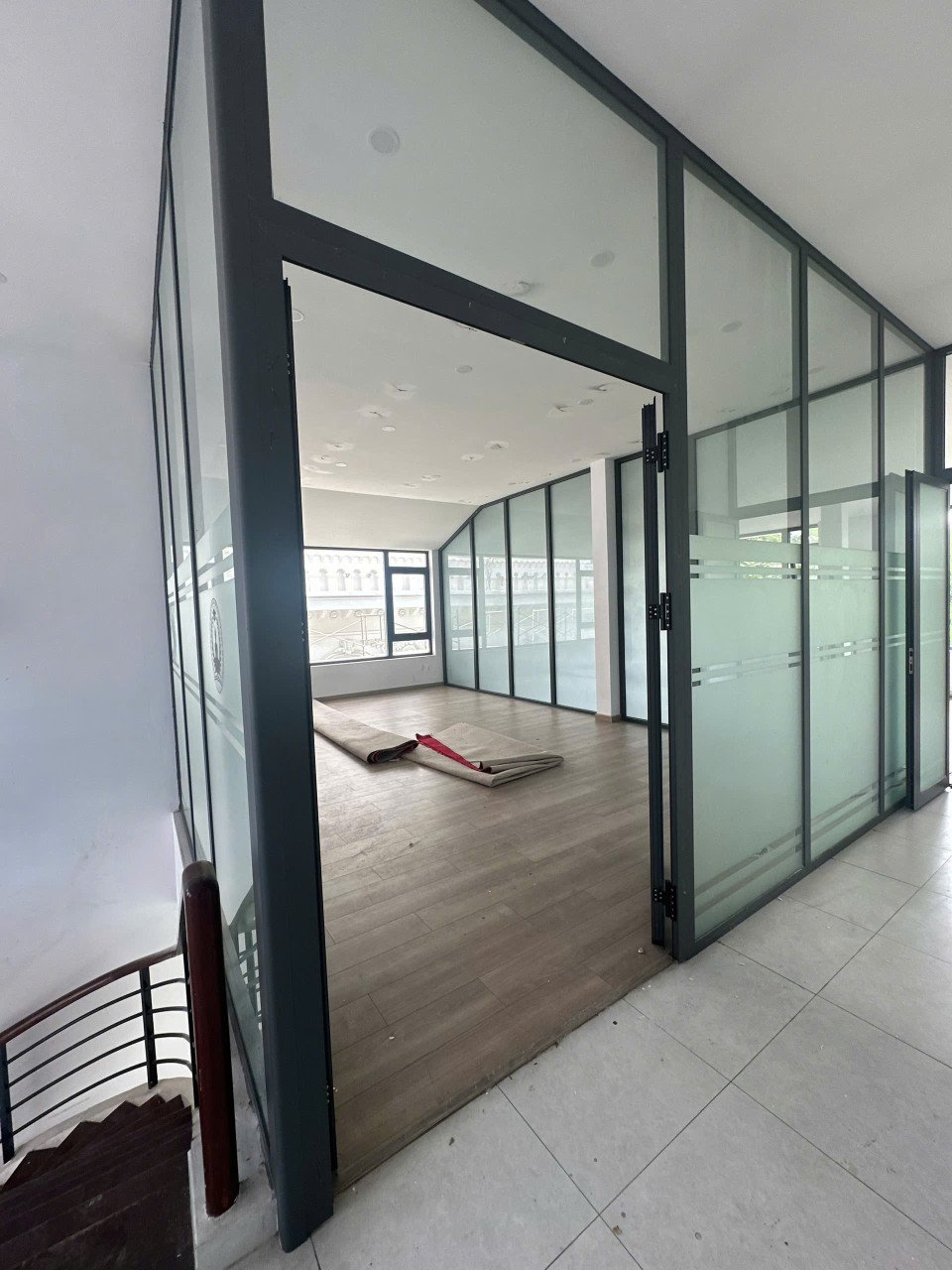 BDS HVL Khách em cần gả biệt thự khu compound Eden Villa Thảo Điền.