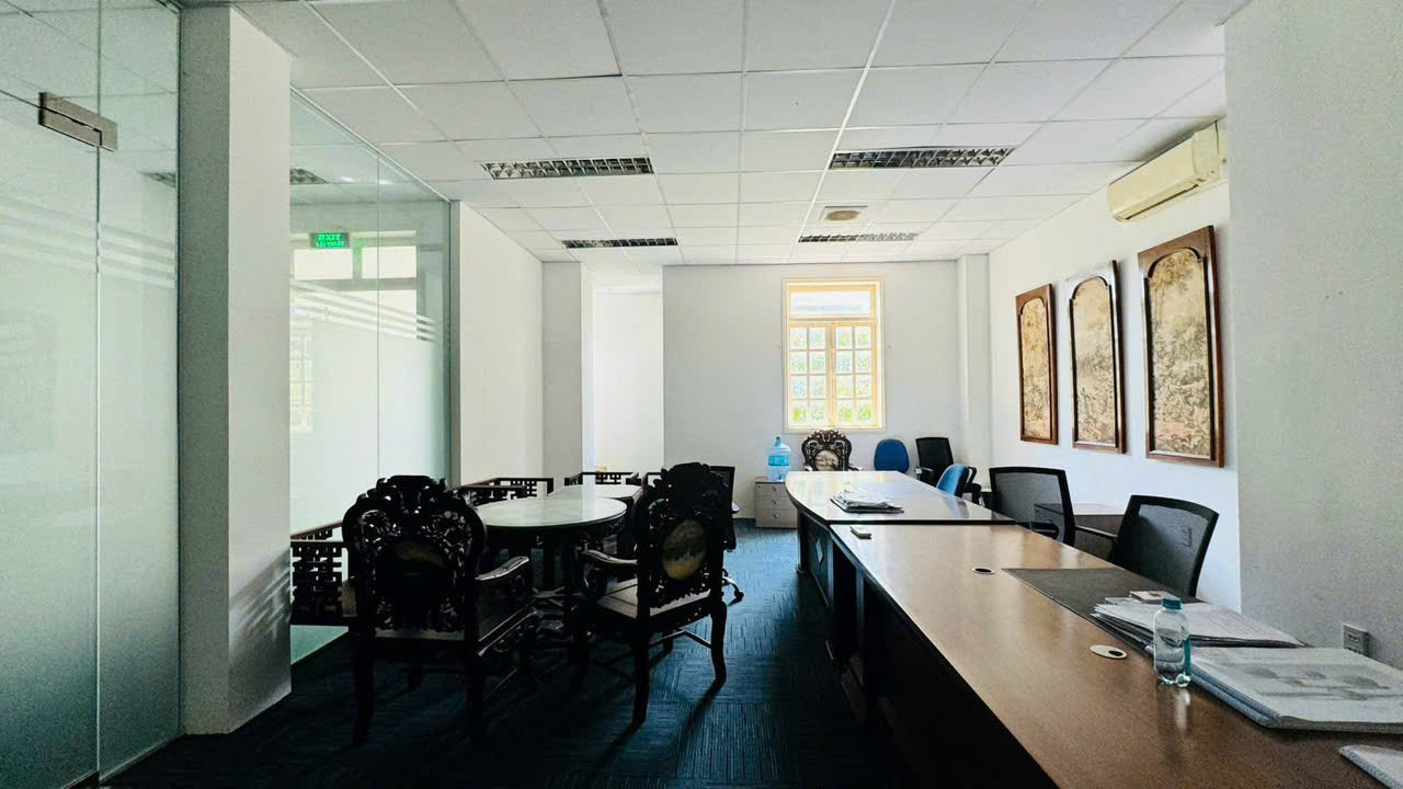BDS HVL BÁN TÒA NHÀ 4 TẦNG – MẶT TIỀN NGUYỄN VĂN HƯỞNG – TRUNG TÂM THẢO ĐIỀN – DÒNG TIỀN CAO