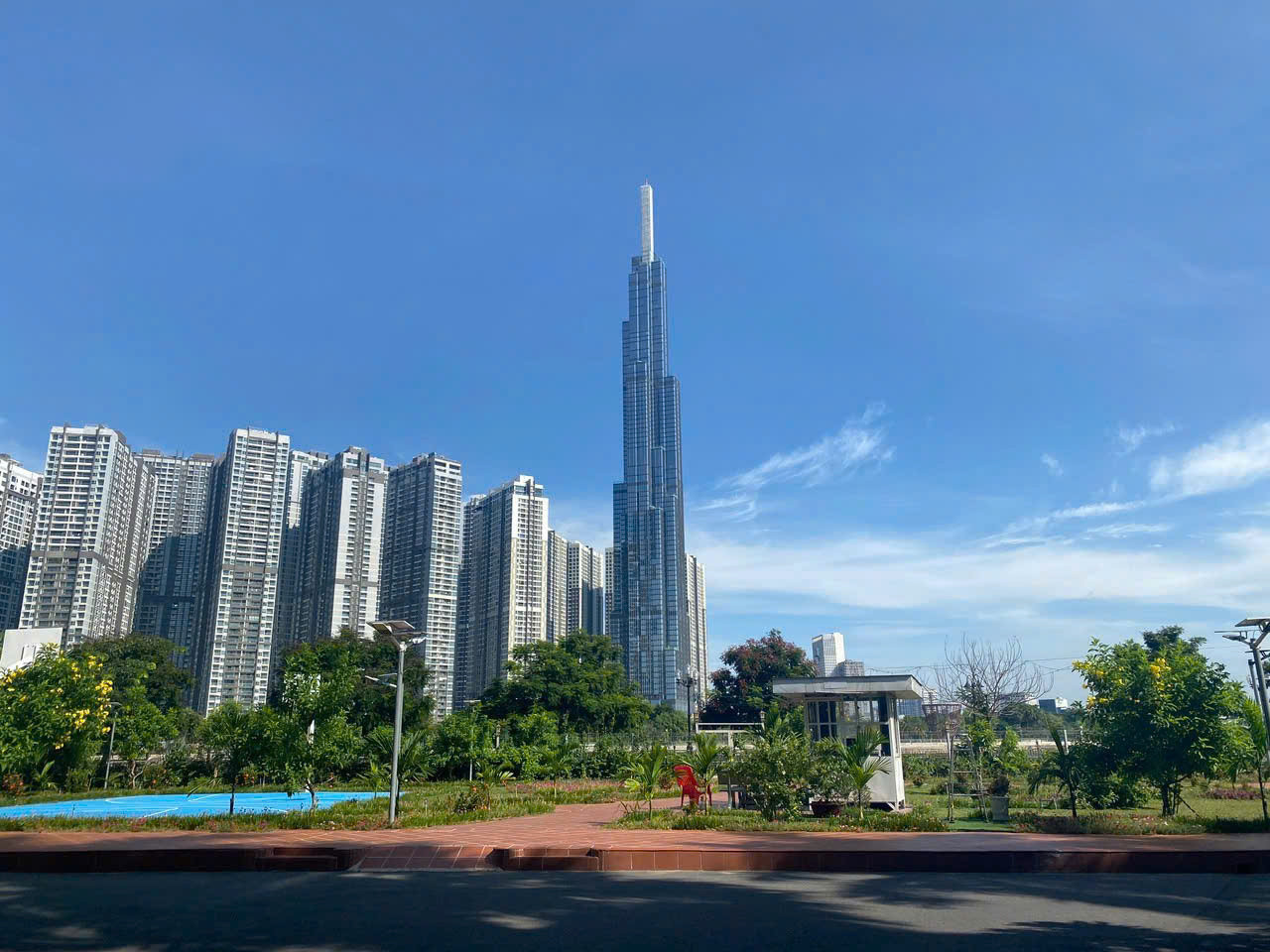 BDS   HVL Cho thuê Biệt thự gần CV bờ Sông Trần Não