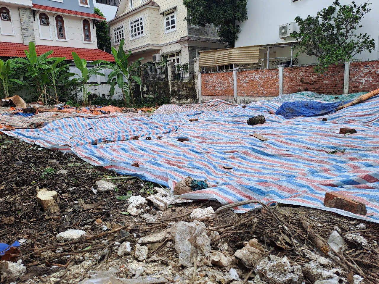 BDS HVL Chủ cần bán nhanh lô đất khu Compound Thảo Điền 1, Nguyễn Văn Hưởng, Quận2.