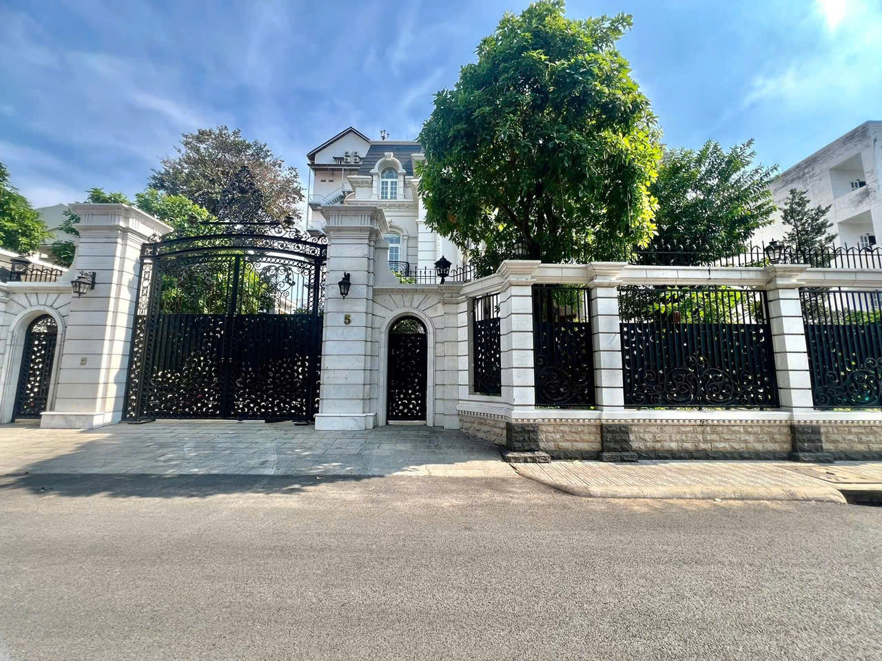 BDS HVL CHO THUÊ VILLA ĐẶNG HỬU PHỔ Q2 GIÁ 500 triệu/tháng