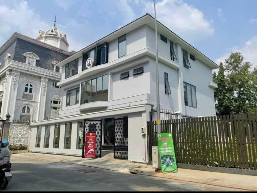 BDS HVL BÁN BIỆT THỰ 2 MẶT TIỀN – COMPOUND EDEN THẢO ĐIỀN – 100 TỶ
