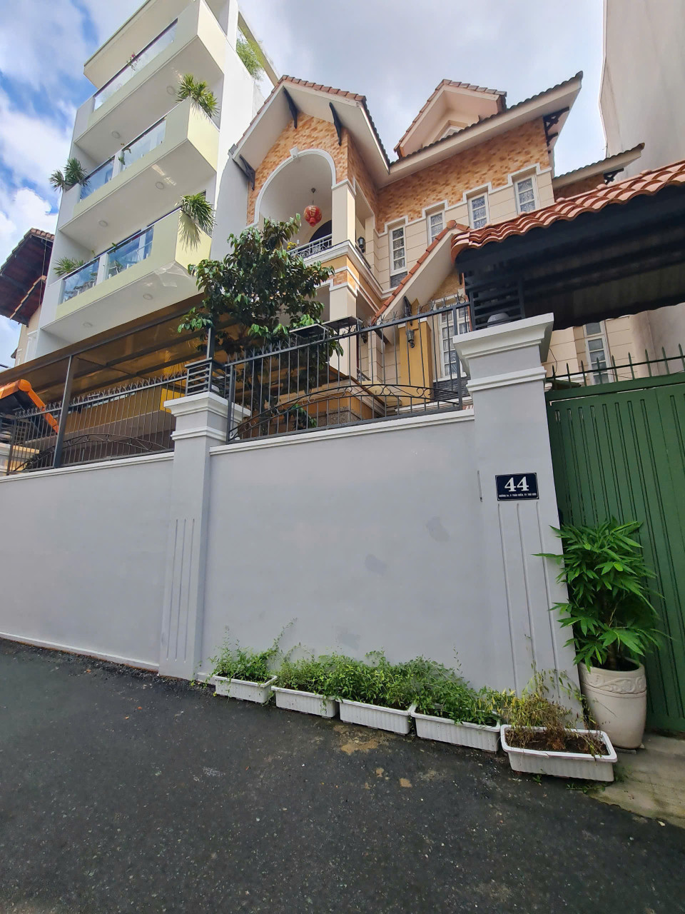 Chính Chủ Bán Mặt Tiền 54, P: Thảo Điền, Q.2. Dt: (16.5 x 15.7m), Chỉ 78 Tỷ, Tell: O911.16O.692