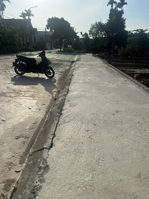 Bán đất 72.3m² ngang 4,41m . mặt đường 7m. giá 1.59 tỷ Phường Thiên Hương(Hoàng Động) liên hệ 0362558882