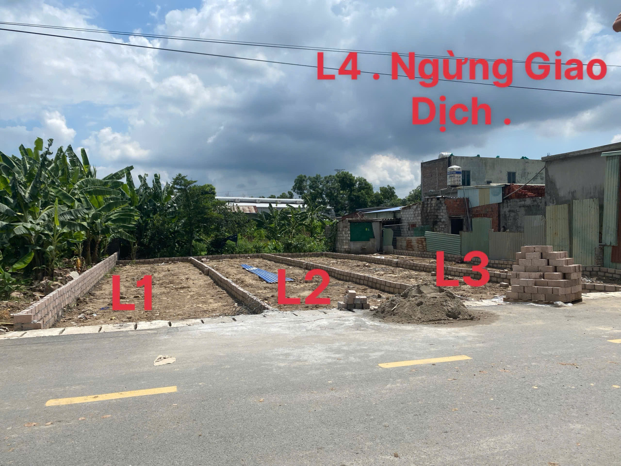 Bán đất 79m² ngang 4m giá 2.6 tỷ . đường nhựa 7m. Phường Thiên Hương(Hoàng Động). liên hệ 0362558882