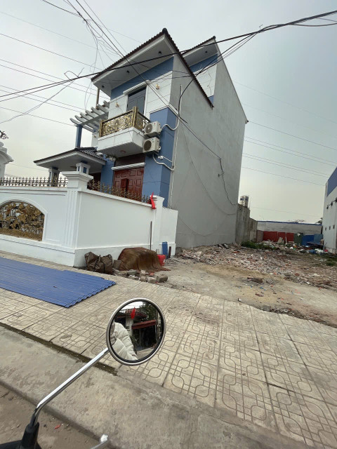 Bán đất 92m² ngang 4m giá 2.55 tỷ Phường Thiên Hương kiền bái cũ. Lh 0382341632
Em Liên