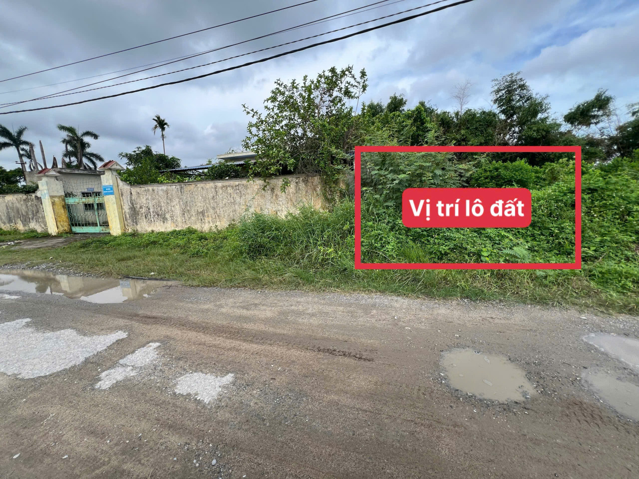 Bán đất 125m² ngang 5m . đường quy hoạch đò lâm rộng 12m. giá 2.45 tỷ Phường Thiên Hương( Lâm Động) liên hệ 0362558882