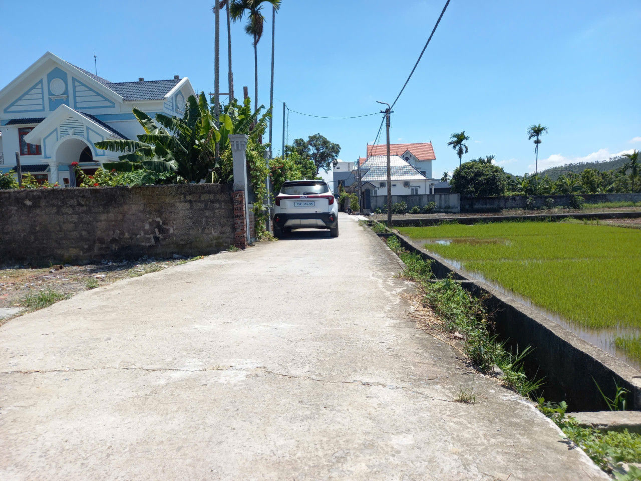Bán đất 69m² ngang 5,45m . đường thôn 4m. giá 1.48 tỷ Phường Thiên Hương( Thiên Hương). liên hệ 0362558882