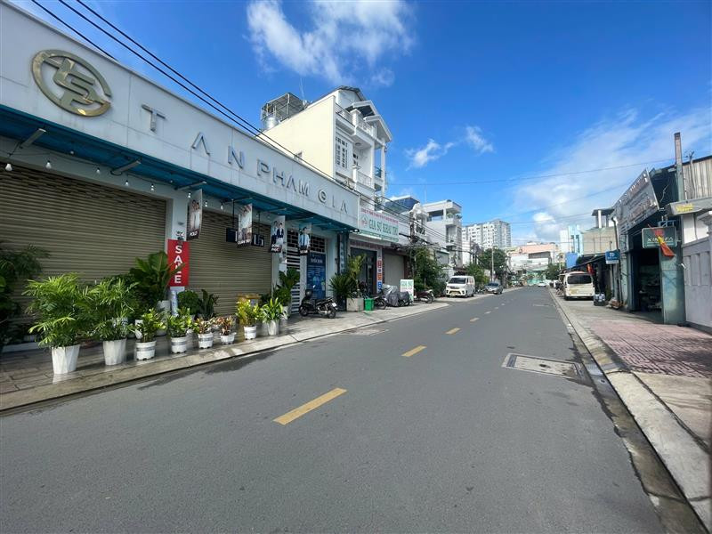 MTKD Gấp Bán Nhà 4 Tầng, DT ( 12 x 62 ) giá 44 tỷ Phường Thới An , Q12.