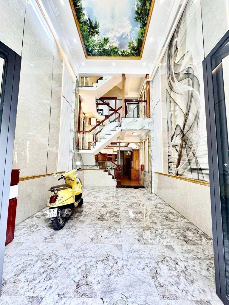 Nhà Phố 5 Tầng Mới Xây Đầy Đủ Nội Thất Hiện Đại-Thang Máy Ngay Lê Văn Khương P Thới An Q12