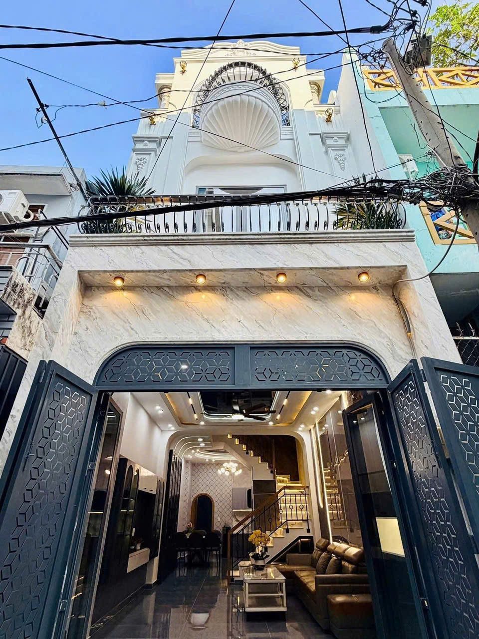 Nhà giá siêu rẻ tại Lê Văn Khương, P. An Thới Q.12. Giá: 2,8 tỷ. DT: 85m2. 4PN 5WC. Sổ Hồng Riêng