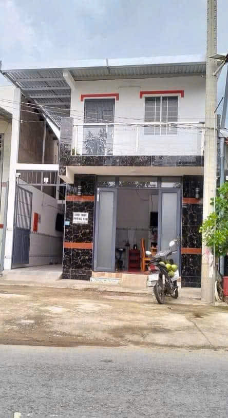 Bán dãy trọ chỉ 1.39 TỶ, 150m2, Sổ hồng riêng ngay KCN Mỹ Phước 3, Phù hợp đầu tư cho thuê
