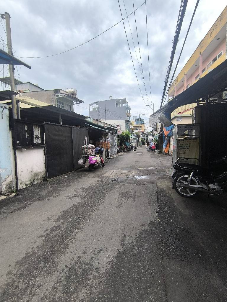 Bán nhà 189m² C4 ngang 8.5m² HXH QUANG TRUNH p8 GÒ VẤP