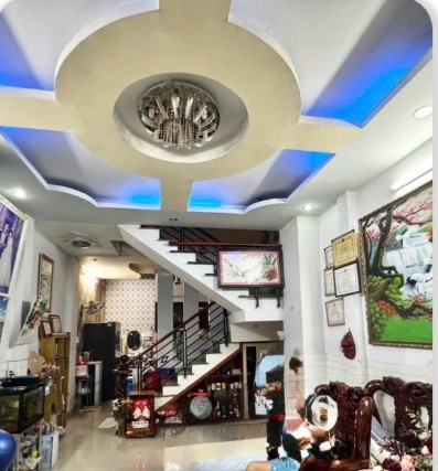 Nhà 2 Tầng, Hẻm ôtô, giá 5.65 tỷ Phường 8 , Gò Vấp.