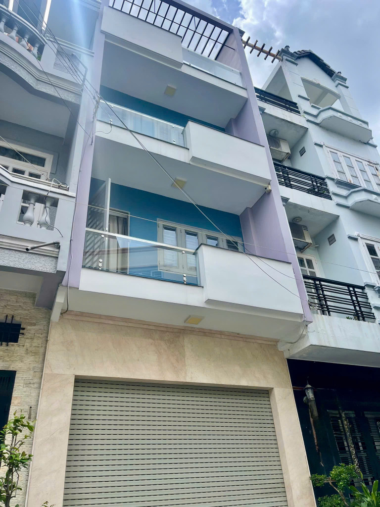 Nhà 4x19m, 4 Tầng, Hẻm 1 Xẹt Xe Hơi – Gần Làng Hoa, Quang Trung Thống Nhất – Giá 7.8 Tỷ!