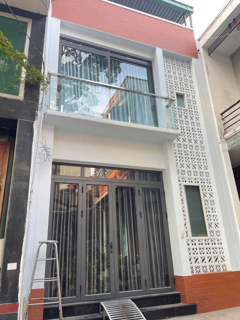 Bán nhà 31.5m² giá 2.8 tỷ Phường Thủ Dầu Một