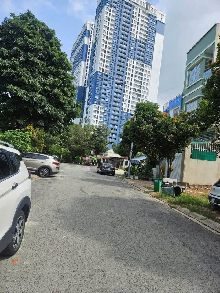 Bán đất CHÁNH NGHĨA 126.2m² ngang 5m giá 6.7 tỷ Phường Thủ Dầu Một 0815422197