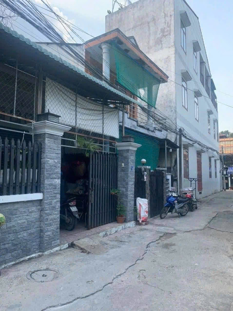 Bán nhà 100.9m² giá 3.8 tỷ Phường Thủ Dầu Một 0815422197
