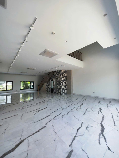 BDS HVL Cho thuê Shophouse Lakeview vị thế đẹp mặt tiền đường Song Hành P Thủ Thiêm Quận 2