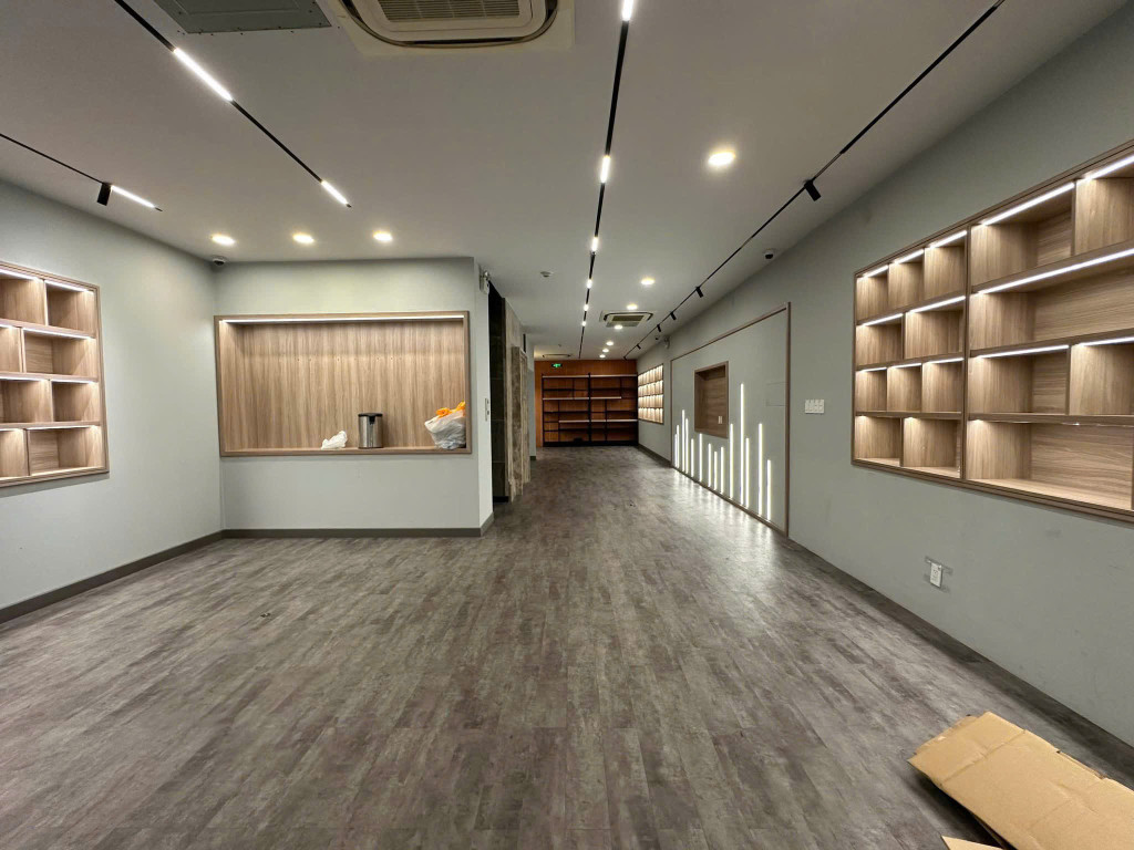 BDS HVL 🏙️ CHO THUÊ NHÀ PHỐ MẶT TIỀN NGUYỄN CƠ THẠCH – KĐT SALA CHỈ 180 TRIỆU/THÁNG