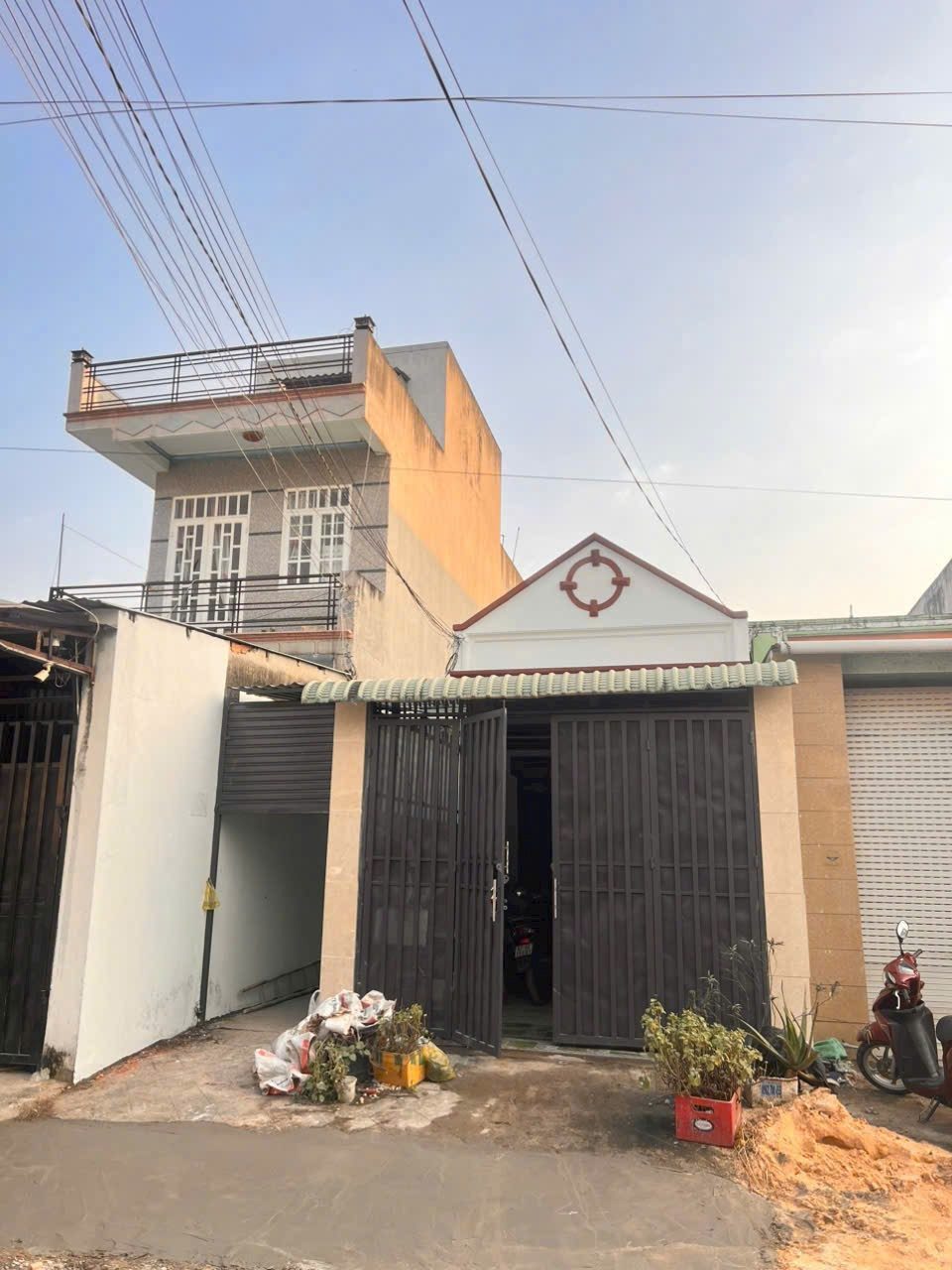 Bán nhà 141.2m² có sẵn 60m² thổ cư ngang 5,5m giá 3.25 tỷ tại Phường Thuận Giao