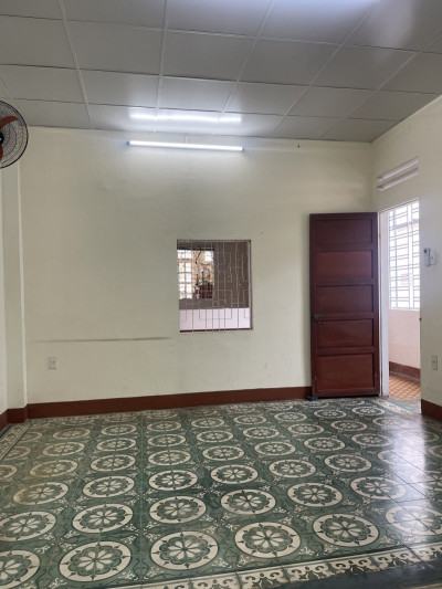 # Lô Góc Mặt Tiền Lý Tự Trong, 100m2, ngang 5.5m, 3 tầng. 13.x tỷ