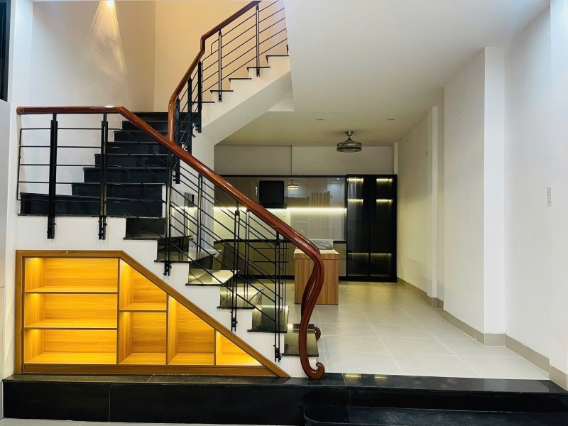 # Mặt Tiền Hàn Mặc Tử, gần Đống Đa, 61m2, 3 tầng cứng đẹp, 5.x tỷ