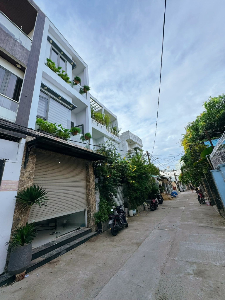 Bán nhà Mai Lão Bạng, Hải Châu, gần chợ Đống Đa
