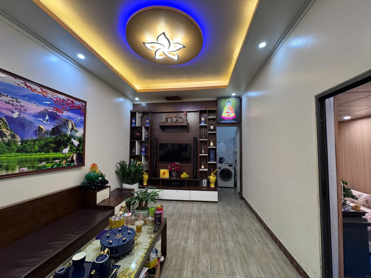 BÁN ĐẤT TẶNG NHÀ CẤP 4,PHƯỜNG TRẦN HƯNG ĐẠO CŨ