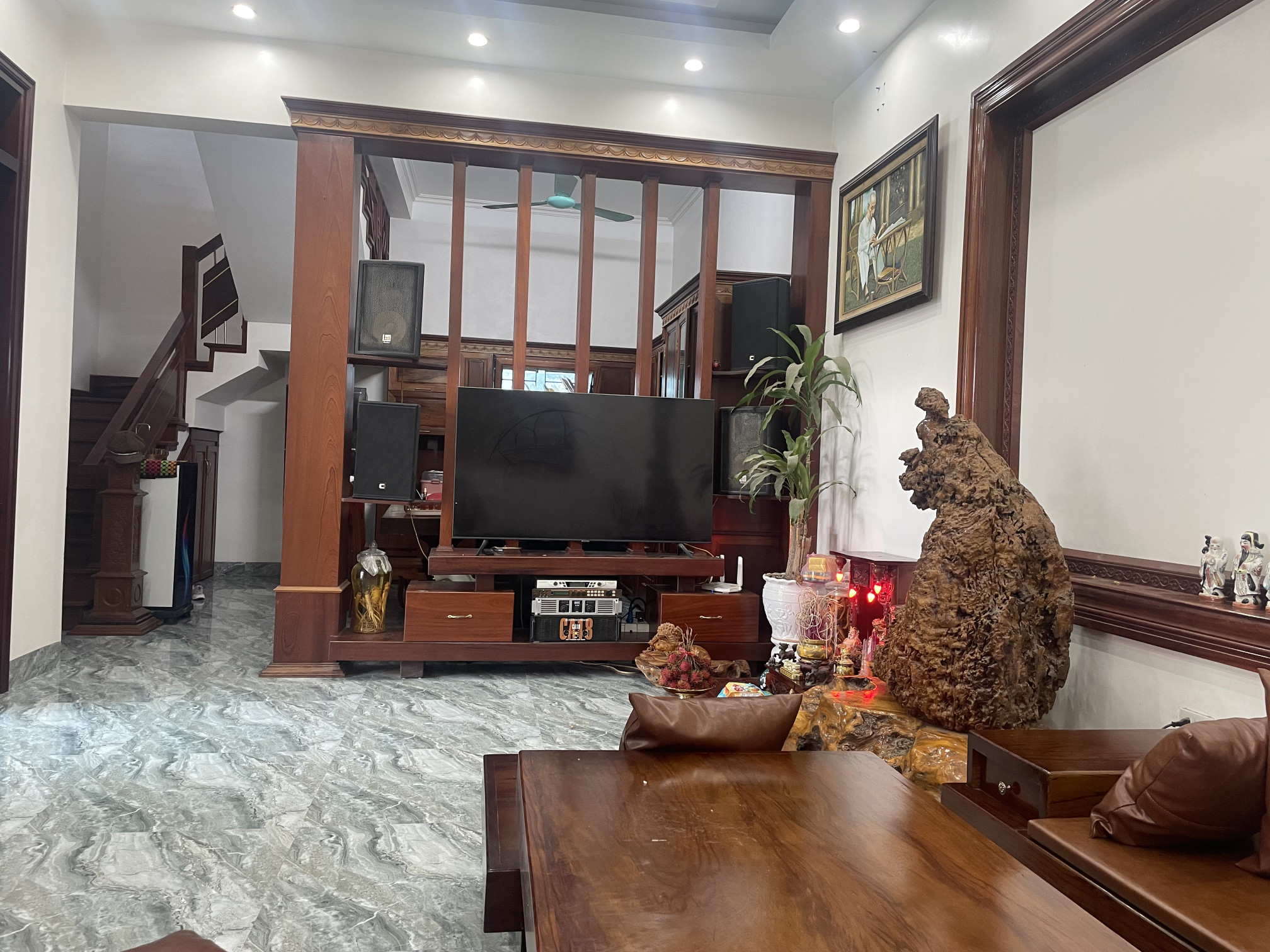 Bán nhà 284.2m² ngang 17m giá 11 tỷ Phường Trần Lãm