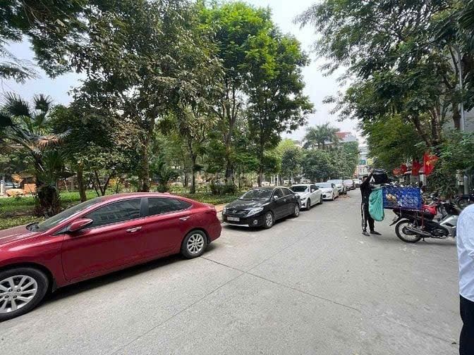 Cho Thuê Nhà Mặt Phố Trần Quang Diệu - Đống Đa 50M² 6 Tầng 6 Ngủ - Full Đồ - Ô Tô Đỗ Cửa - Kinh Doanh Đỉnh - Giá Thuê 40tr
