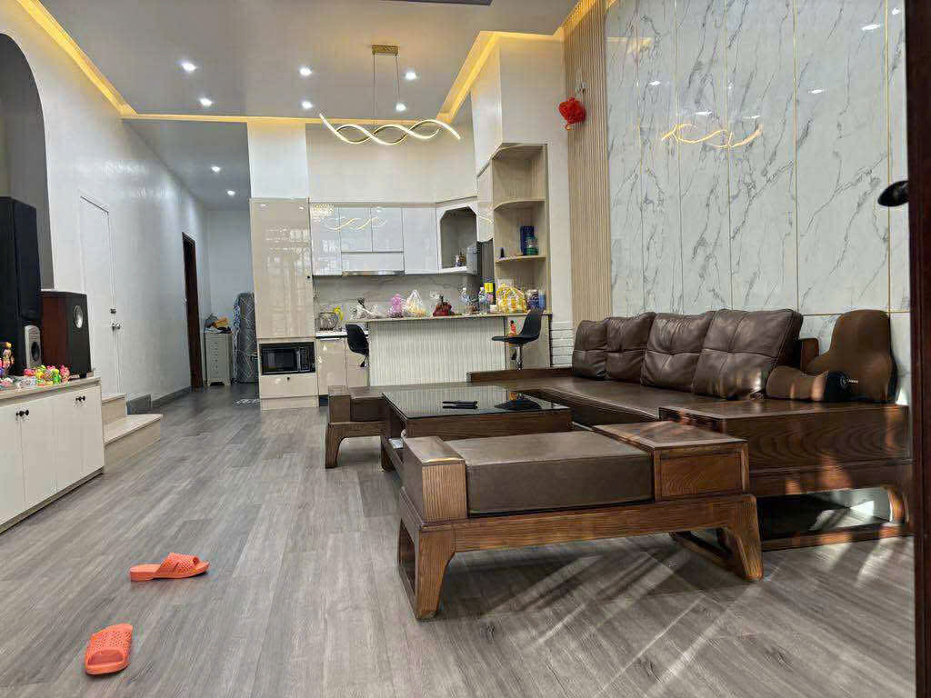 🏡 BÁN NHÀ 4 TẦNG 12 PHÒNG CÓ HẦM GỬI XE – ĐƯỜNG THÍCH TỊNH KHIẾT, HUẾ