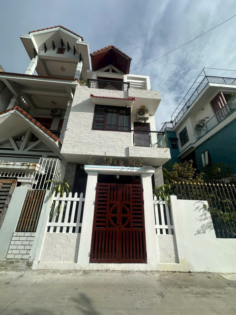 Bán nhà 03 tầng khu Cán Bộ Điện Biên Phủ Tp.Huế hàng hiếm giá chỉ 4 tỷ thương lượng 📌
