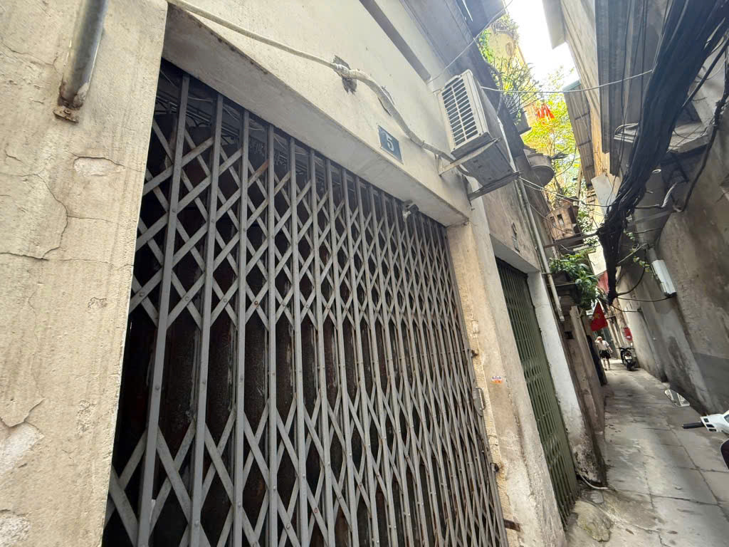 Bán 46M trại cá trương định tặng nhà hai bà trưng