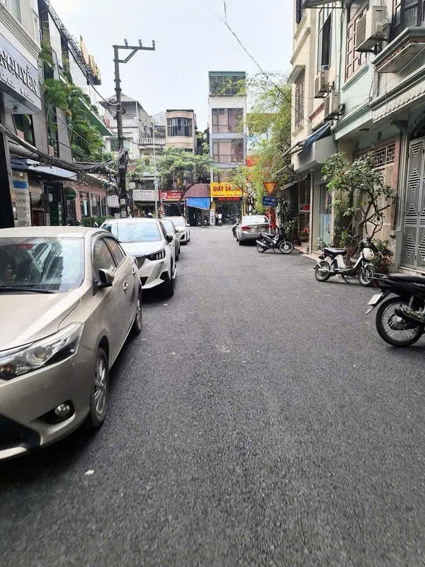 NHỈNH 6 TỶ TÂN MAI TRƯƠNG ĐỊNH 30M