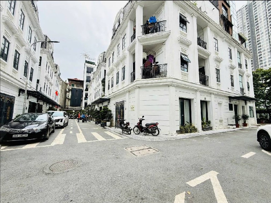 Bán Liền kề Vinhome Hàm Nghi, Mỹ Đình,  siêu phẩm, 55m2, 22 tỷ.