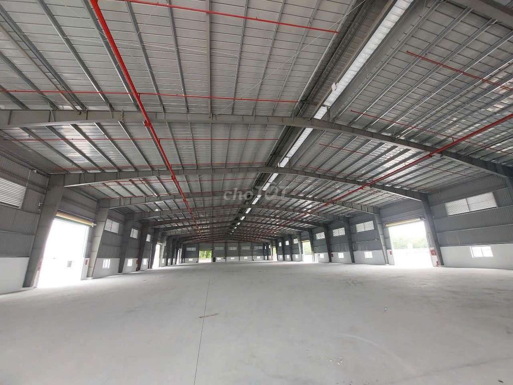 Cho thuê xưởng 3100m2.Pccc tự động,Gần khu Cn nam Tân Uyên,Bình Dương