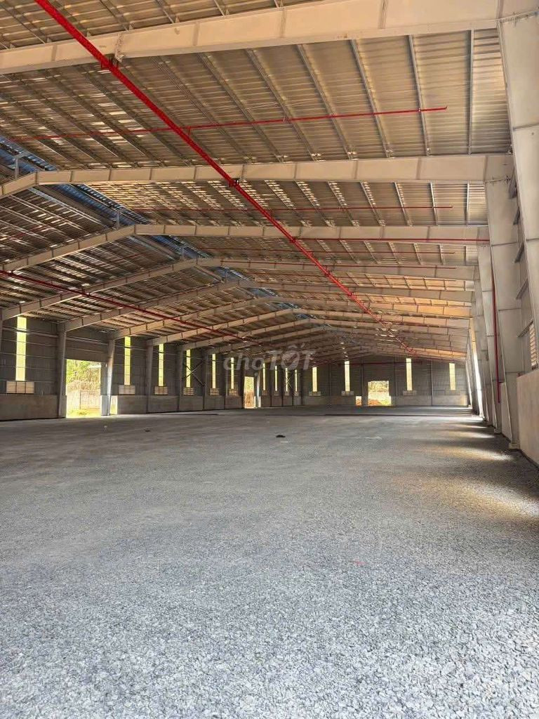 Cho Thuê Xưởng 3000m 236trUyên Hưng Tân Uyên. Giấy tờ đầy đủ
