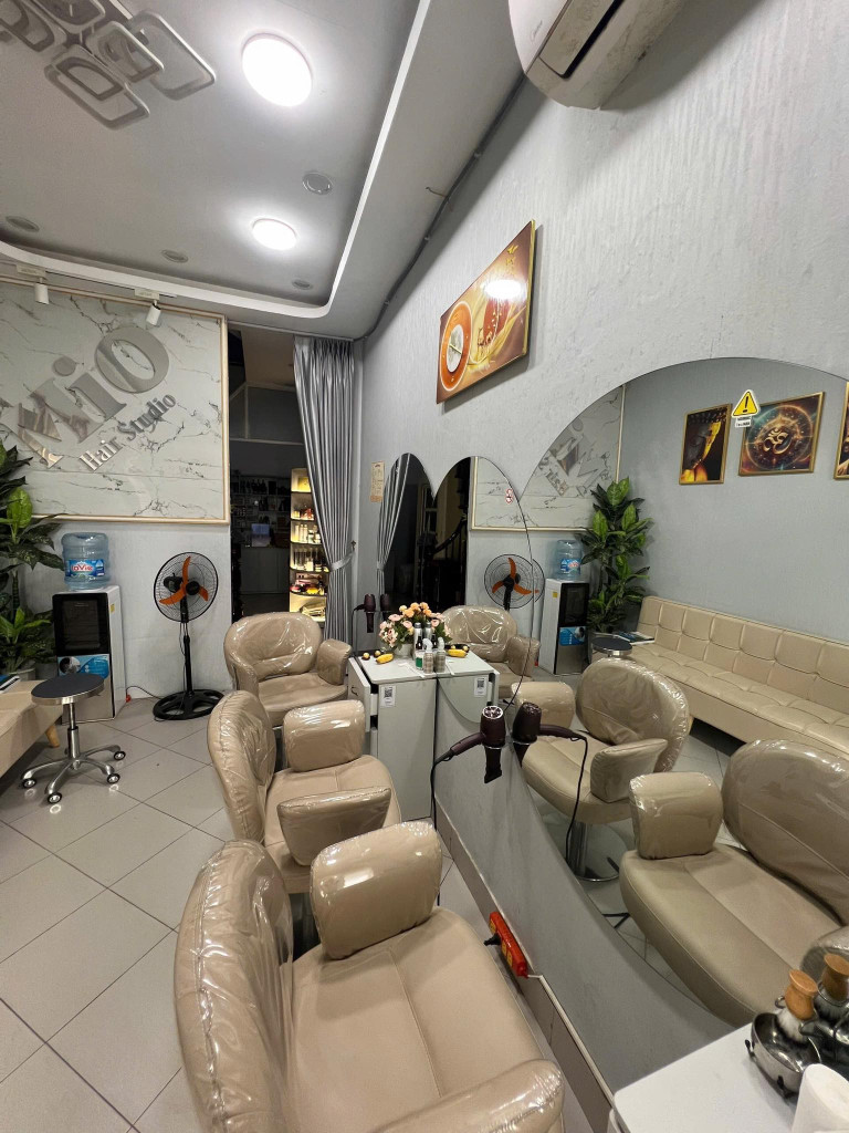 Cho thuê nhà Mặt phố KD Spa, sạch... Hồ Văn Chương, 30 m2* 5 tầng 4 pn 5 vs, 18 Triệu (có tl)