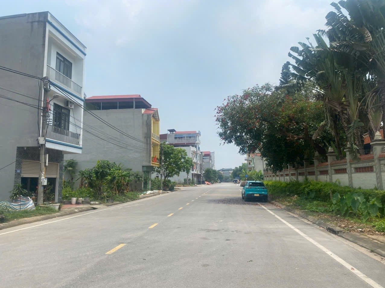 Bán đất giãn dân thái bảo thông 2 đầu đường 22m dt 180m2 + mt 5m + hướng đông nam giá 8 tỷ