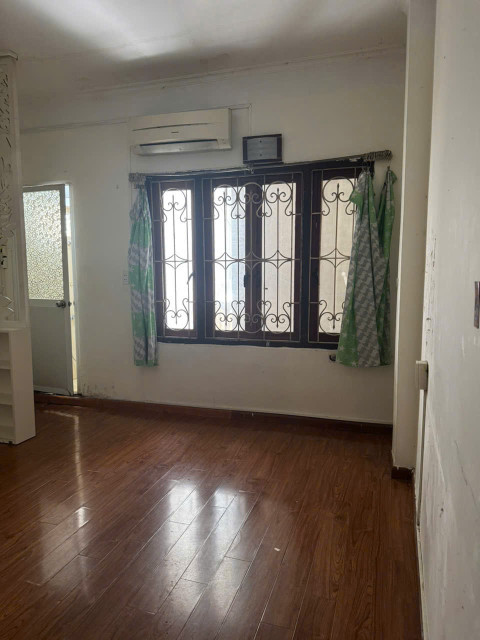 Cho thuê nhà ngõ Lương Sử C ,Văn Miếu ,Đống Đa. DT 25m x 4 tầng, giá 7tr