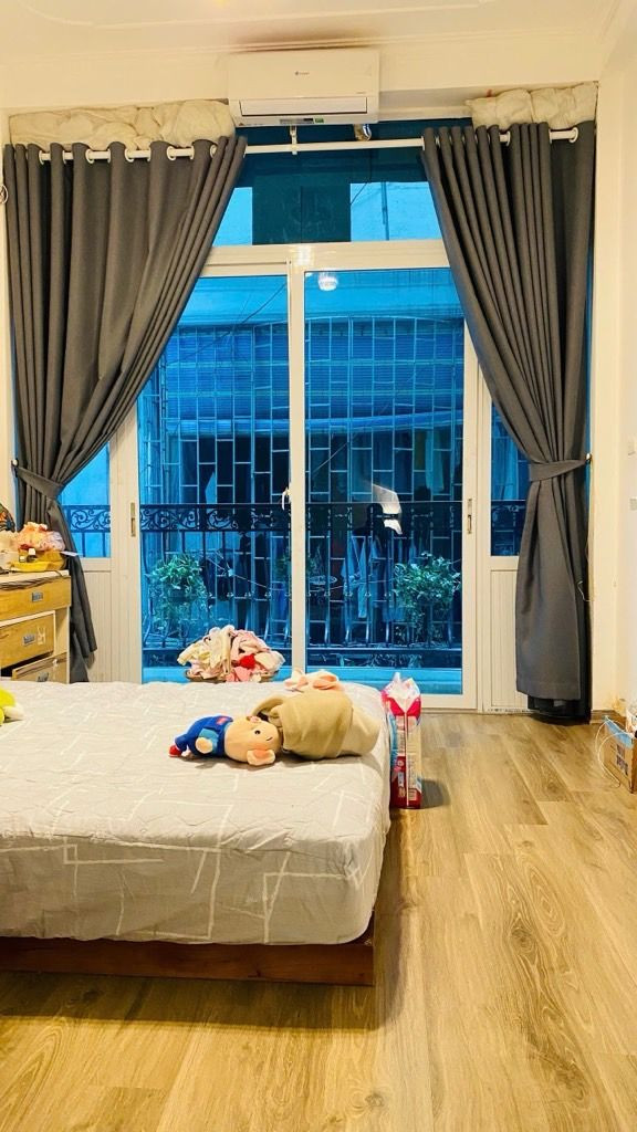 🔥 Bán Nhà Tôn Đức Thắng, Dân Xây, 5 Tầng Đủ Công Năng, Sổ Nở Hậu, Giá Nhỉnh 8 Tỷ