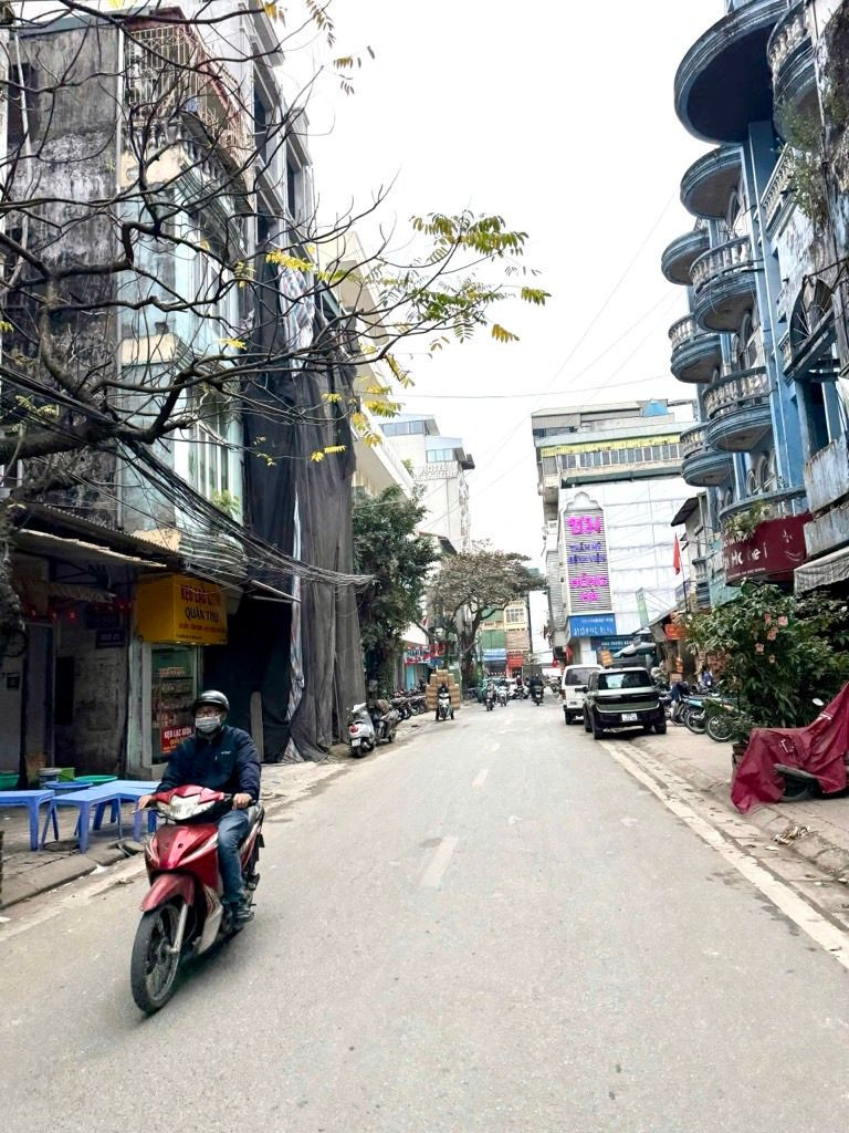 🔥Nhỉnh 3 Tỷ, Nhà Đẹp Văn Miếu Quốc Tử Giám, TT Đống Đa, 5 Tầng, Full Nội Thất, SĐCC. Hiếm