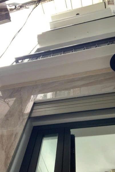 Cho Thuê Nhà Ngõ 49 Quốc Tử Giám 30M² 5 Tầng 3 Ngủ - Giá Thuê 15tr