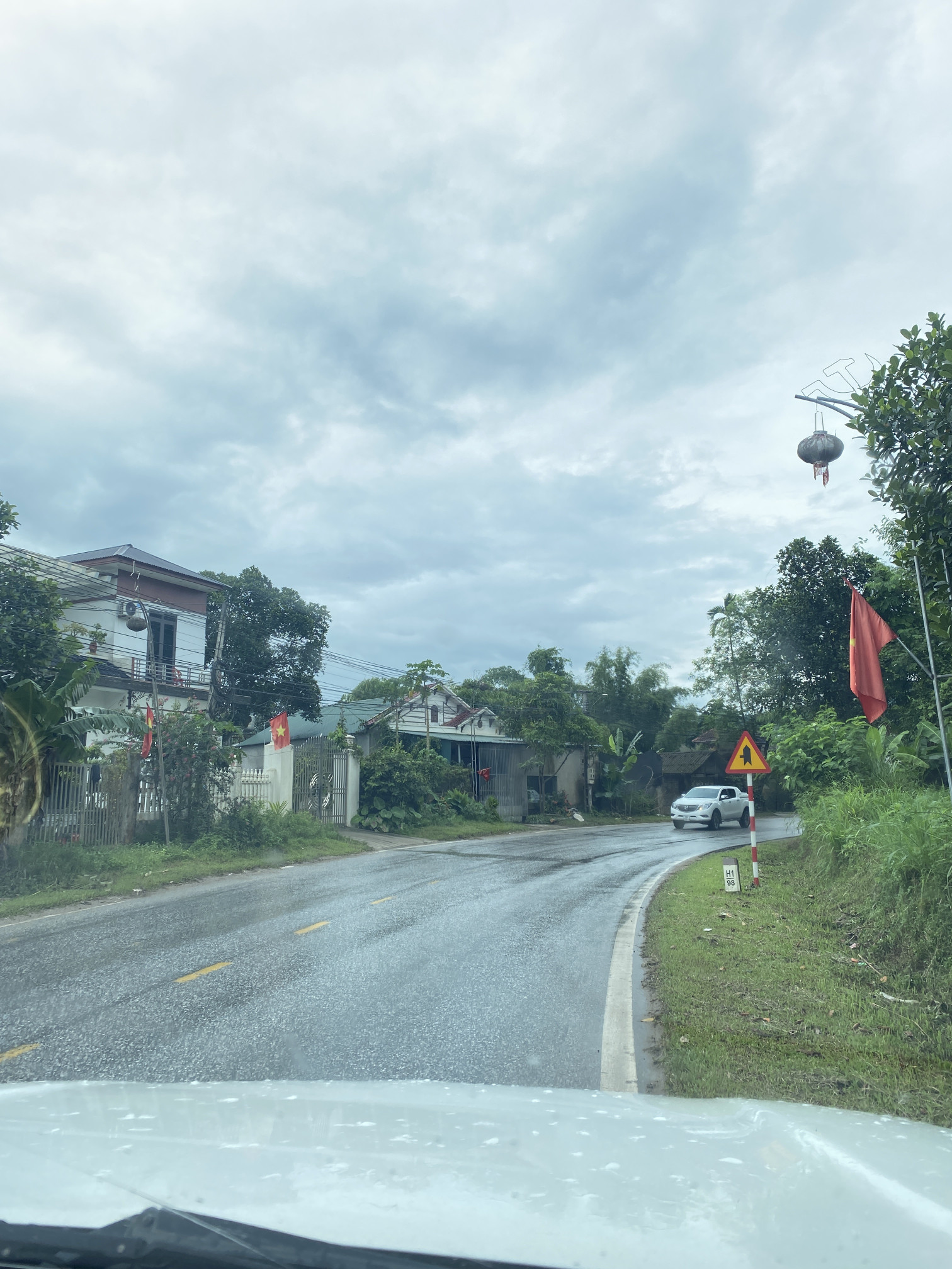 Bán đất 300m² ngang 12m giá 2.15 tỷ Phường Văn Phú