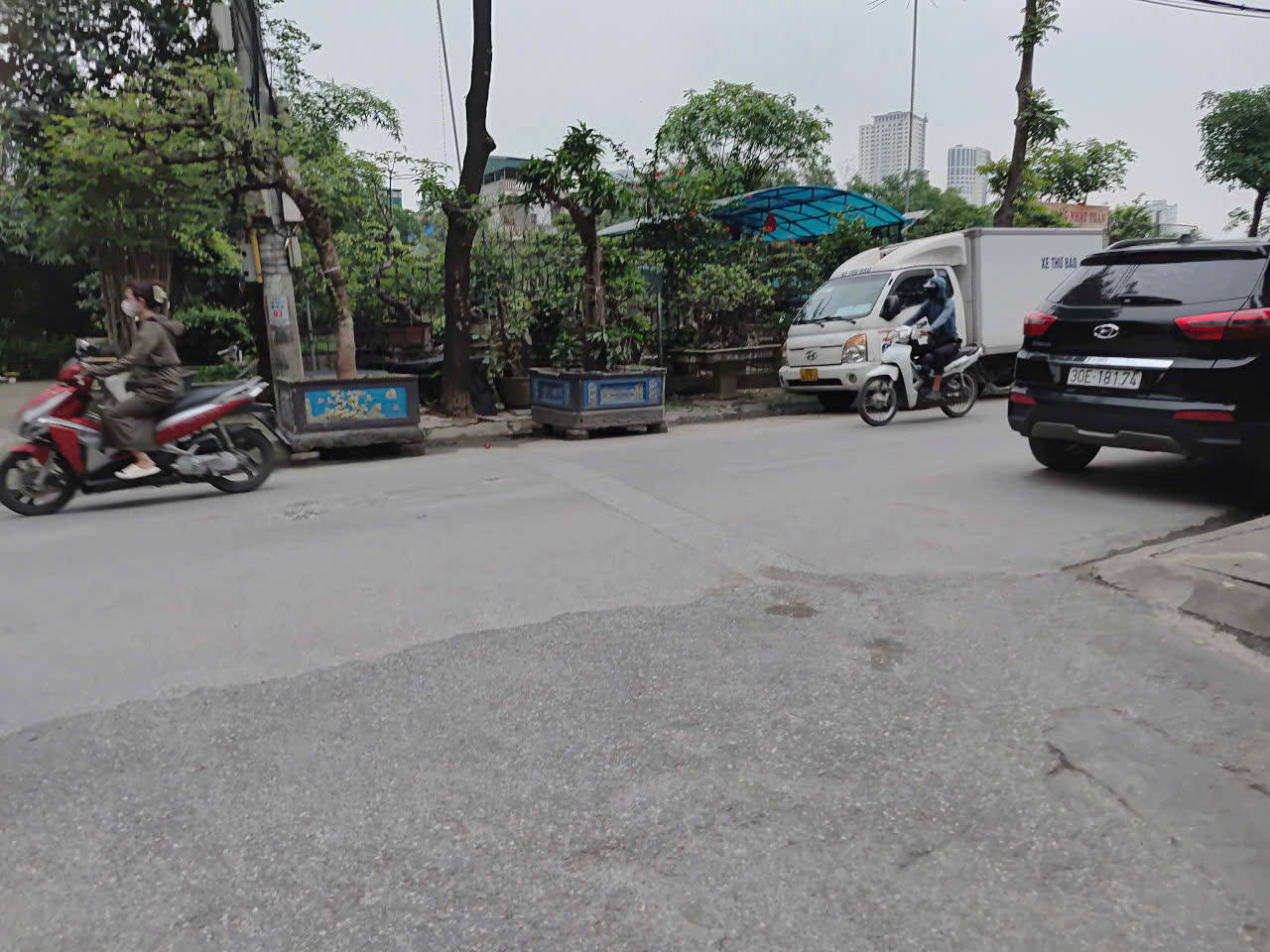 Chính chủ bán gấp nhà  mới thang máy,  ngõ ô tô, Ngô Thì Sĩ, Hà Đông. DT: 45m2 – 5 tầng. giá 10,3 tỷ.