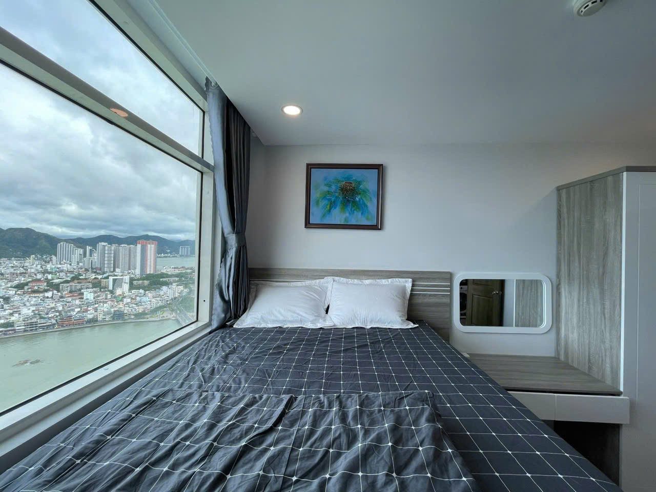 HOT! Chuyên cho thuê căn hộ Mường Thanh Khánh Hòa 04 Trần Phú, Đa dạng phòng, View, hợp đồng thuê