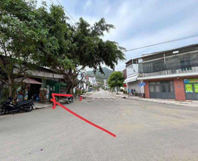 Bán mặt tiền Đường Bùi Huy Bích - Hòn Xện - P. Vĩnh Hòa Diện tích: 58,9m2 Giá bán : 4ty350 lh e bích
