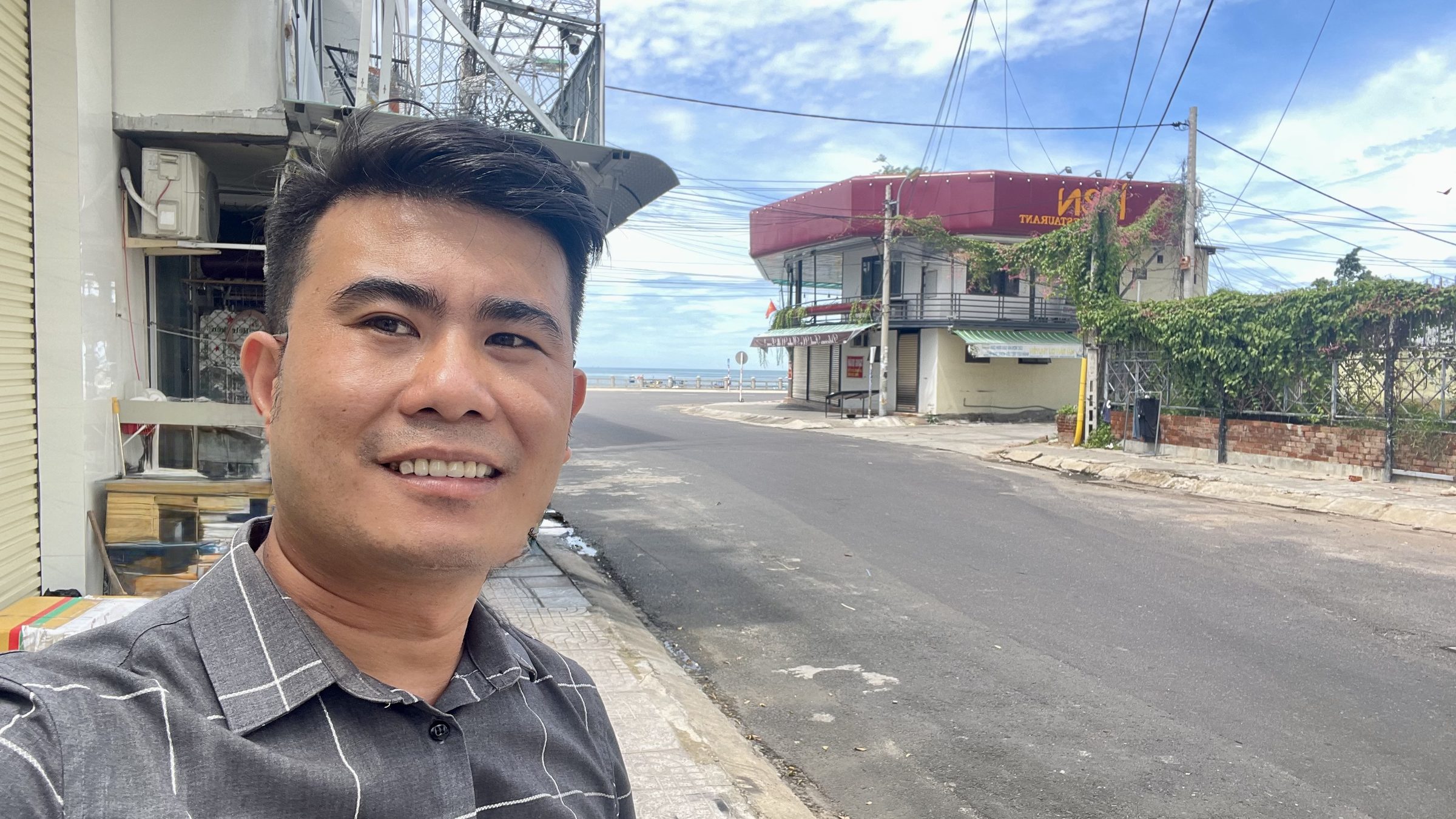 💥 SIÊU PHẨM CẠNH BIỂN NHA TRANG —— BÁN ĐẤT TẶNG NHÀ 3 MẶT ĐƯỜNG —— DƯƠNG HIẾN QUYỀN —- Phường Bắc Nha Trang.