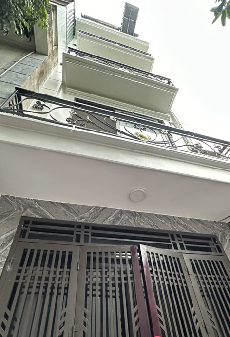 Bán nhà Nam Dư – 38m² 5 tầng – nội thất xịn, thoáng sáng, gần ô tô – giá 6.2 tỷ